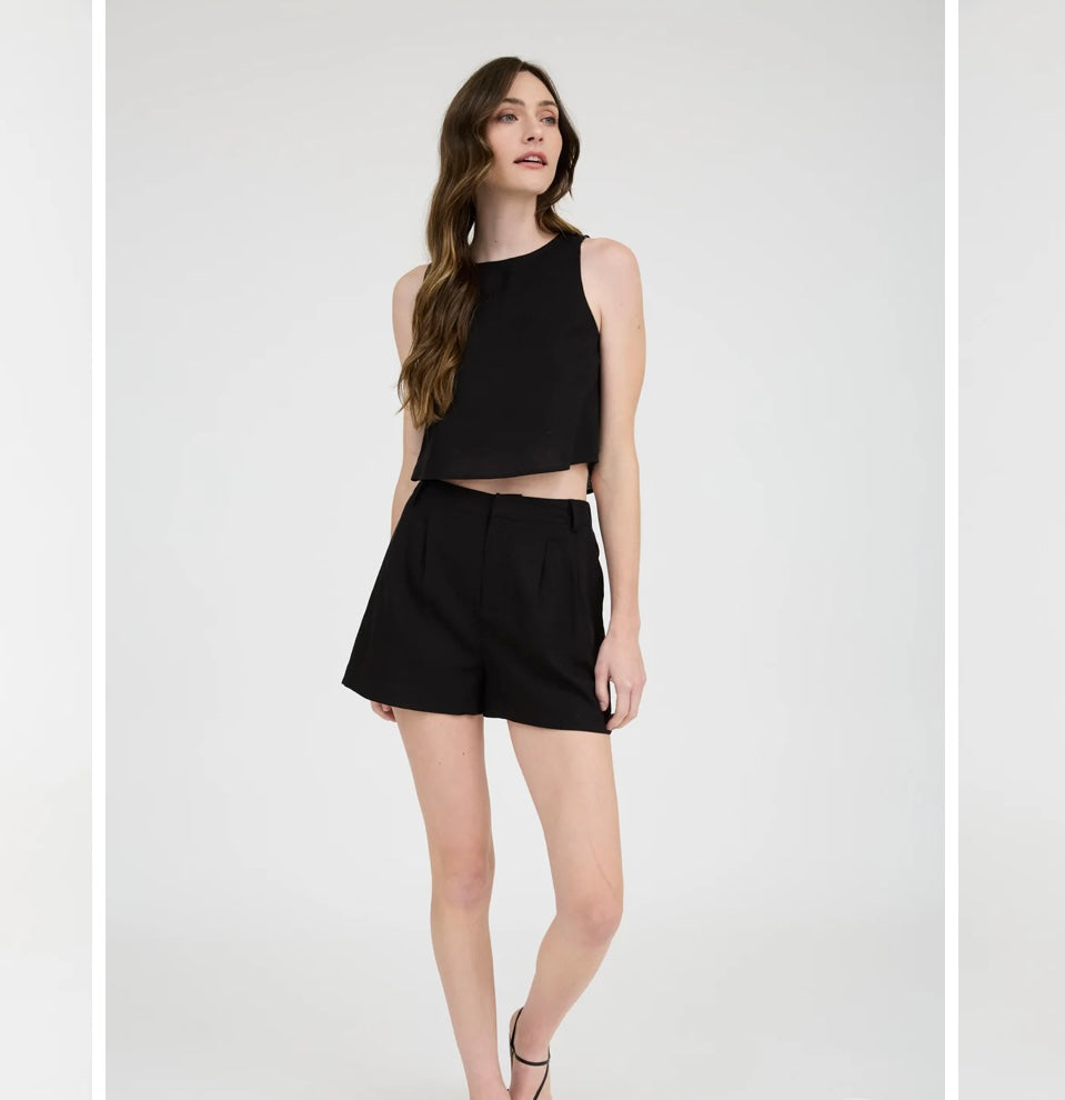 Lila Linen Shorts