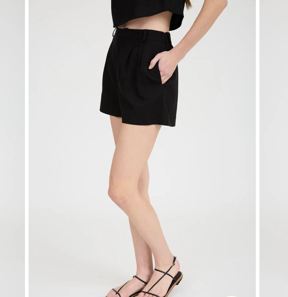 Lila Linen Shorts