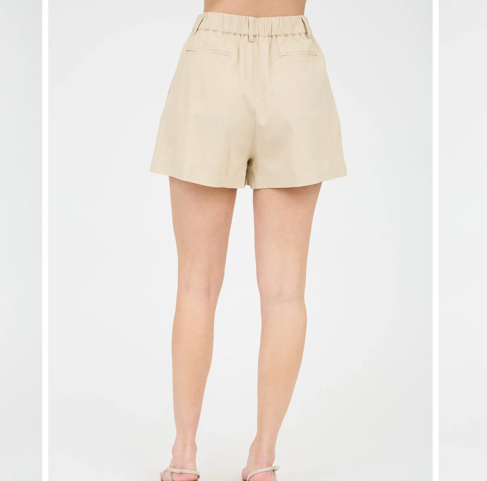 Lila Linen Shorts